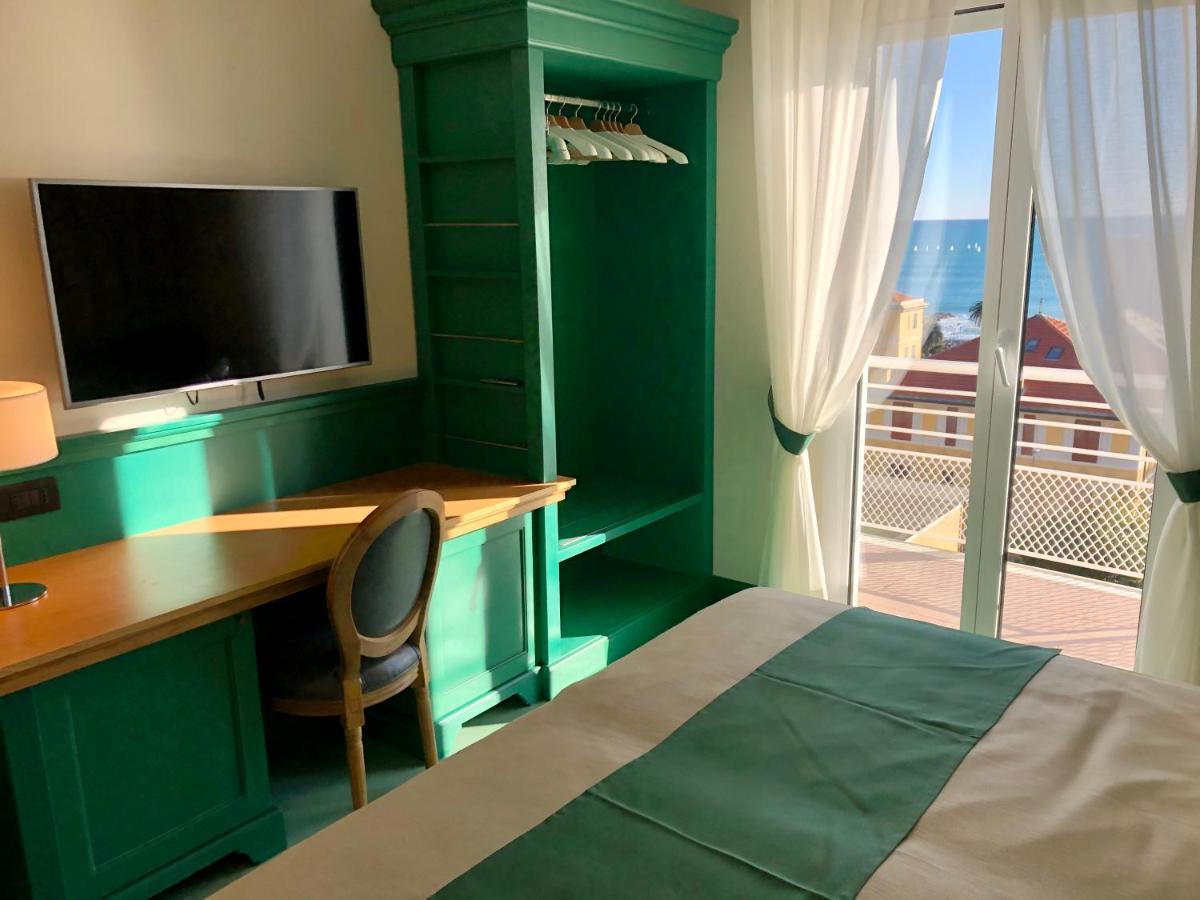 Mh Hotel Varazze Zewnętrze zdjęcie