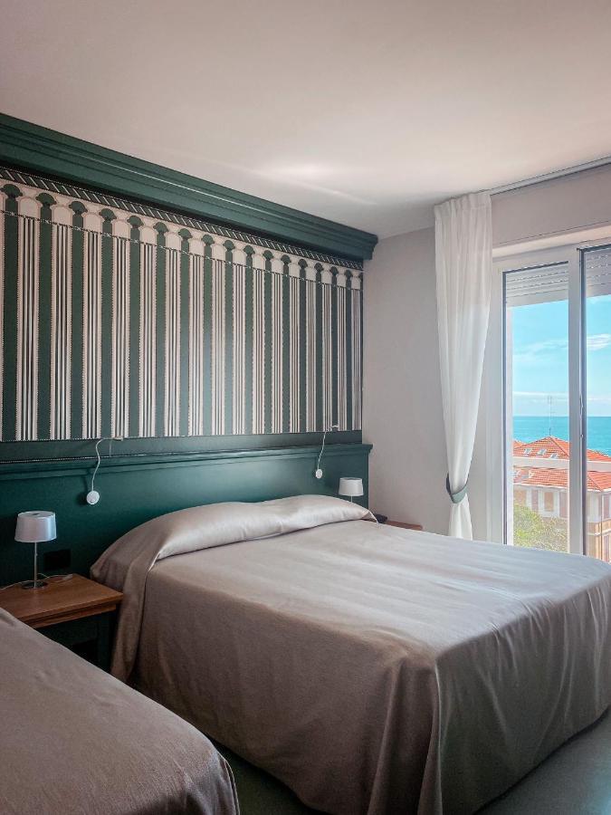 Mh Hotel Varazze Zewnętrze zdjęcie