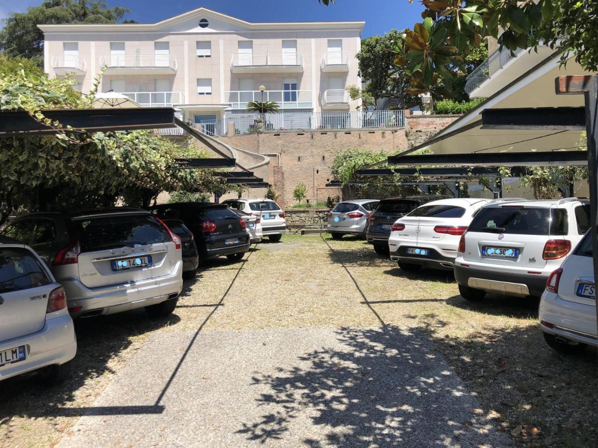 Mh Hotel Varazze Zewnętrze zdjęcie