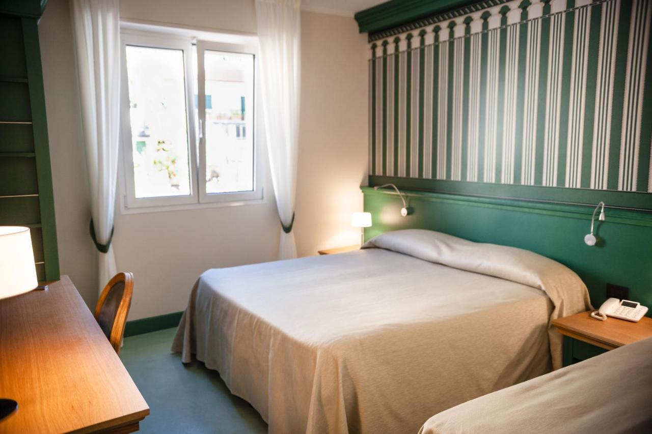 Mh Hotel Varazze Zewnętrze zdjęcie