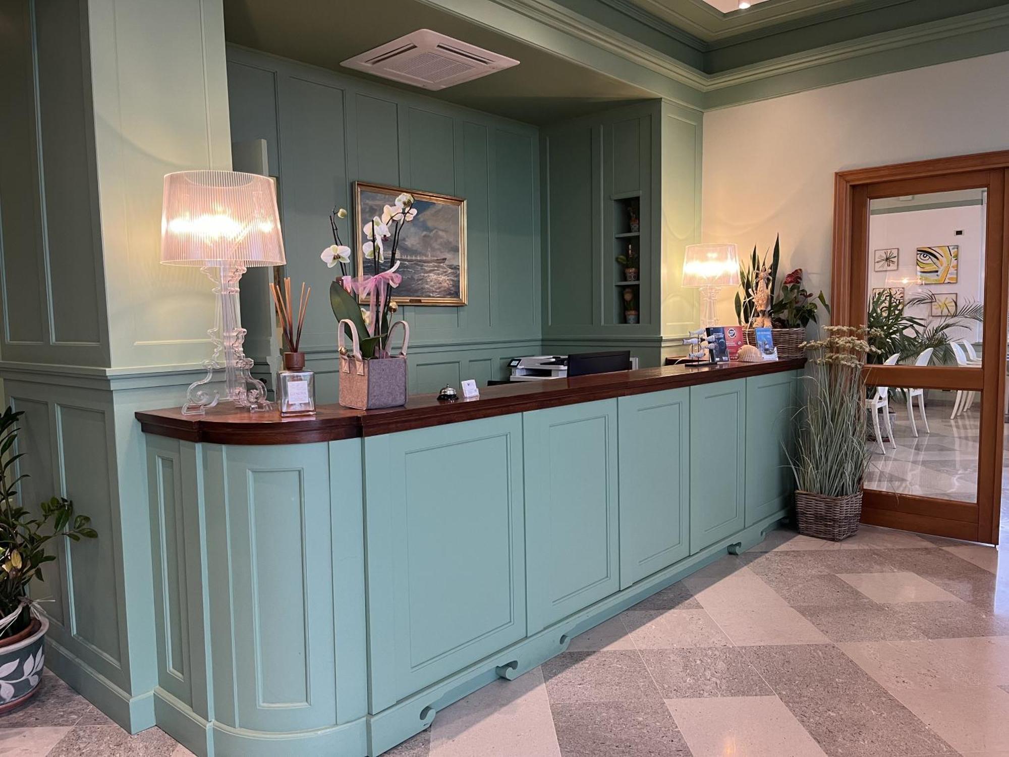 Mh Hotel Varazze Zewnętrze zdjęcie